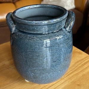Blue canister